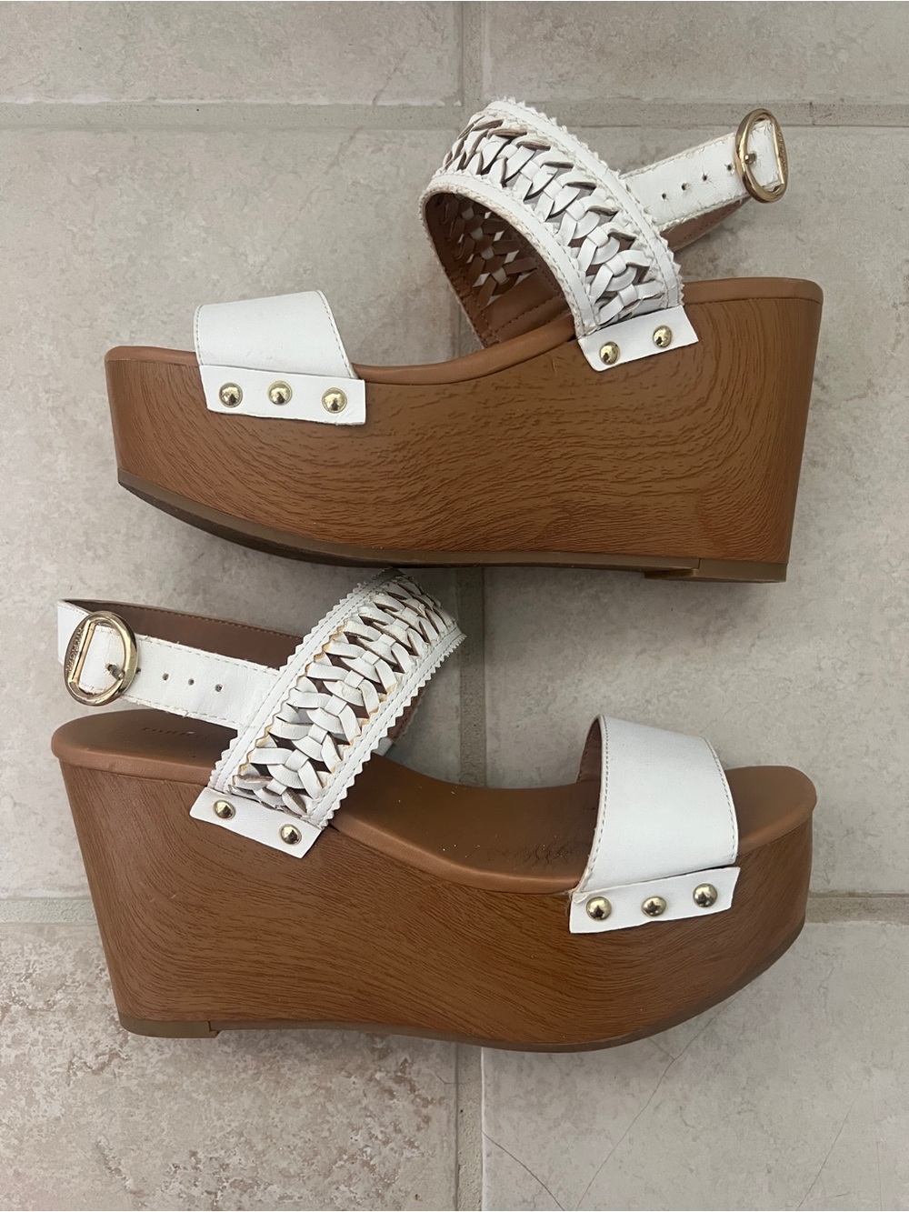 Tommy Hilfiger Women’s White Woven Leather Platform Wedge Sandals